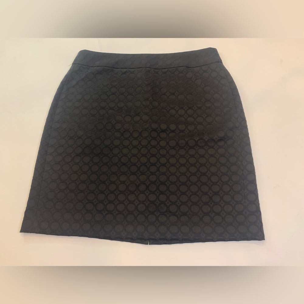 Banana Republic size 10 pencil skirt black geometric circles pattern (bin P)
